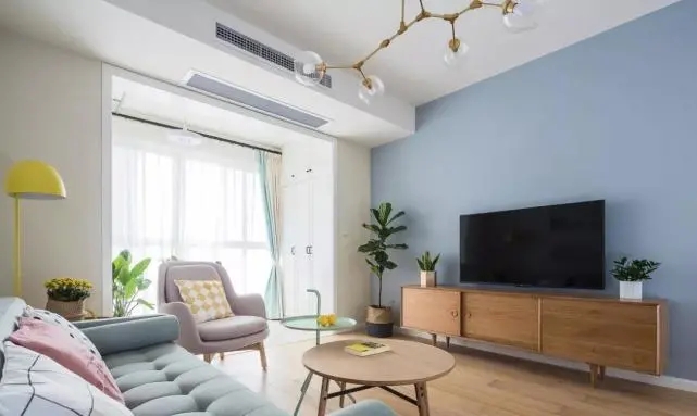 客廳家具擺放風(fēng)水指南 千萬不要這樣擺放 恐破財 客廳家具擺放風(fēng)水指南 千萬不要這樣擺放 恐破財